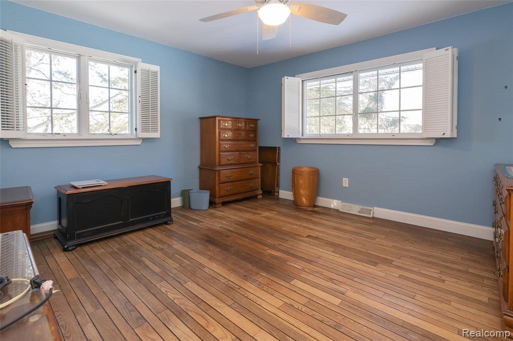 6025 Brighton Road Brighton, MI 48116 - Photo 26 of 45