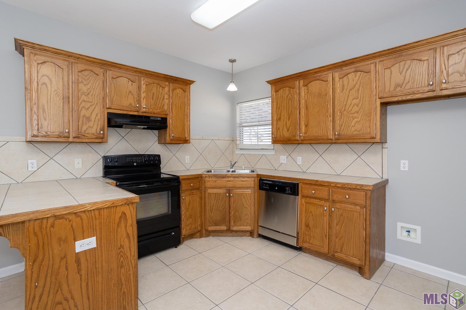 35274 Cane Market Road Denham Springs, LA 70706 - Photo 9 of 32 Gallery Image 9