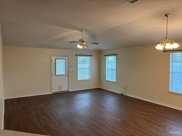 $1,850 | 7952 Cayenne Way, Pensacola, FL 32526