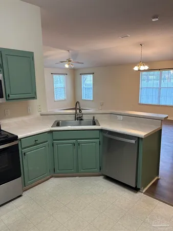 $1,850 | 7952 Cayenne Way, Pensacola, FL 32526