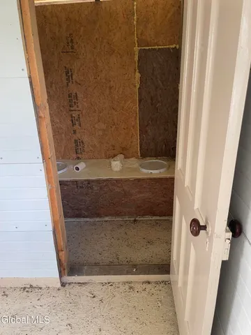 $115,000 | 281 Burtonville Road, Fultonville, NY 12072