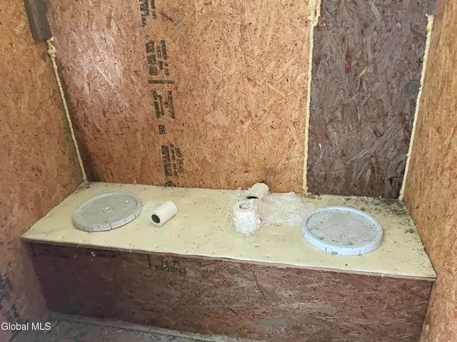 $115,000 | 281 Burtonville Road, Fultonville, NY 12072