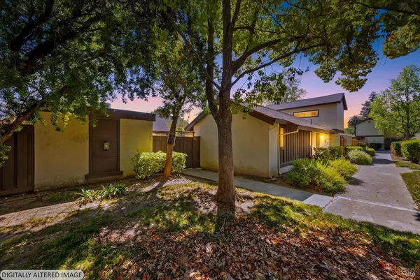 $450,000 | 153 Fairoaks Drive, Vacaville, CA 95688