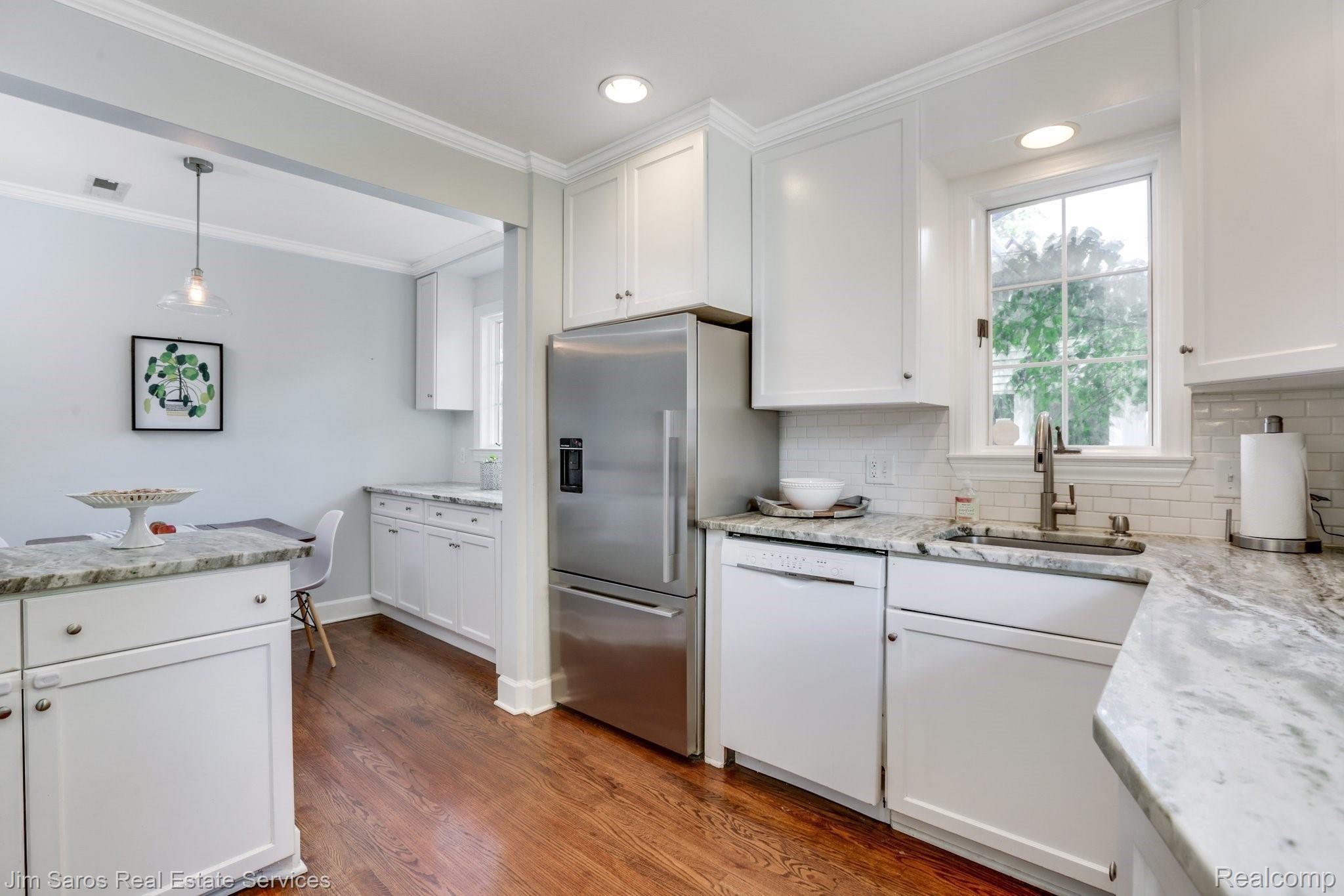 258 Fisher Road Grosse Pointe, MI 48230 - Photo 11 of 33 258+Fisher+Rd+Grosse+Pointe-17-web.jpg