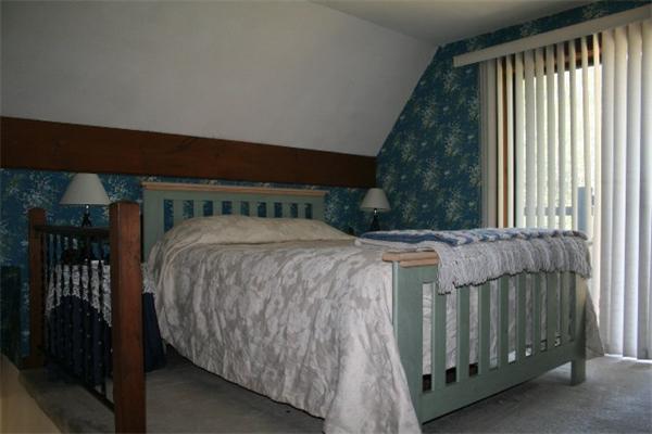 18 Mountain Road Erving, MA 01344 - Photo 13 of 19 Gallery Image 13