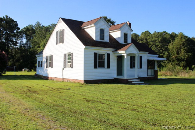 1330 Callis Field Lane Mathews, VA 23109 - Photo 2 of 25