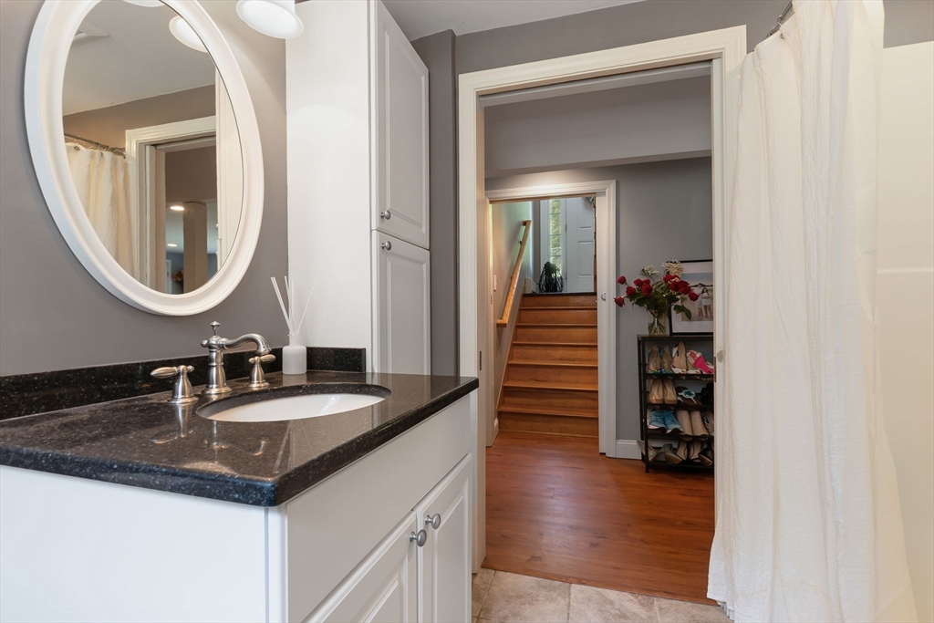 79 Martin Road Reading, MA 01867 - Photo 18 of 42