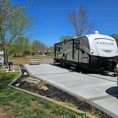 a view of a back yard of the house