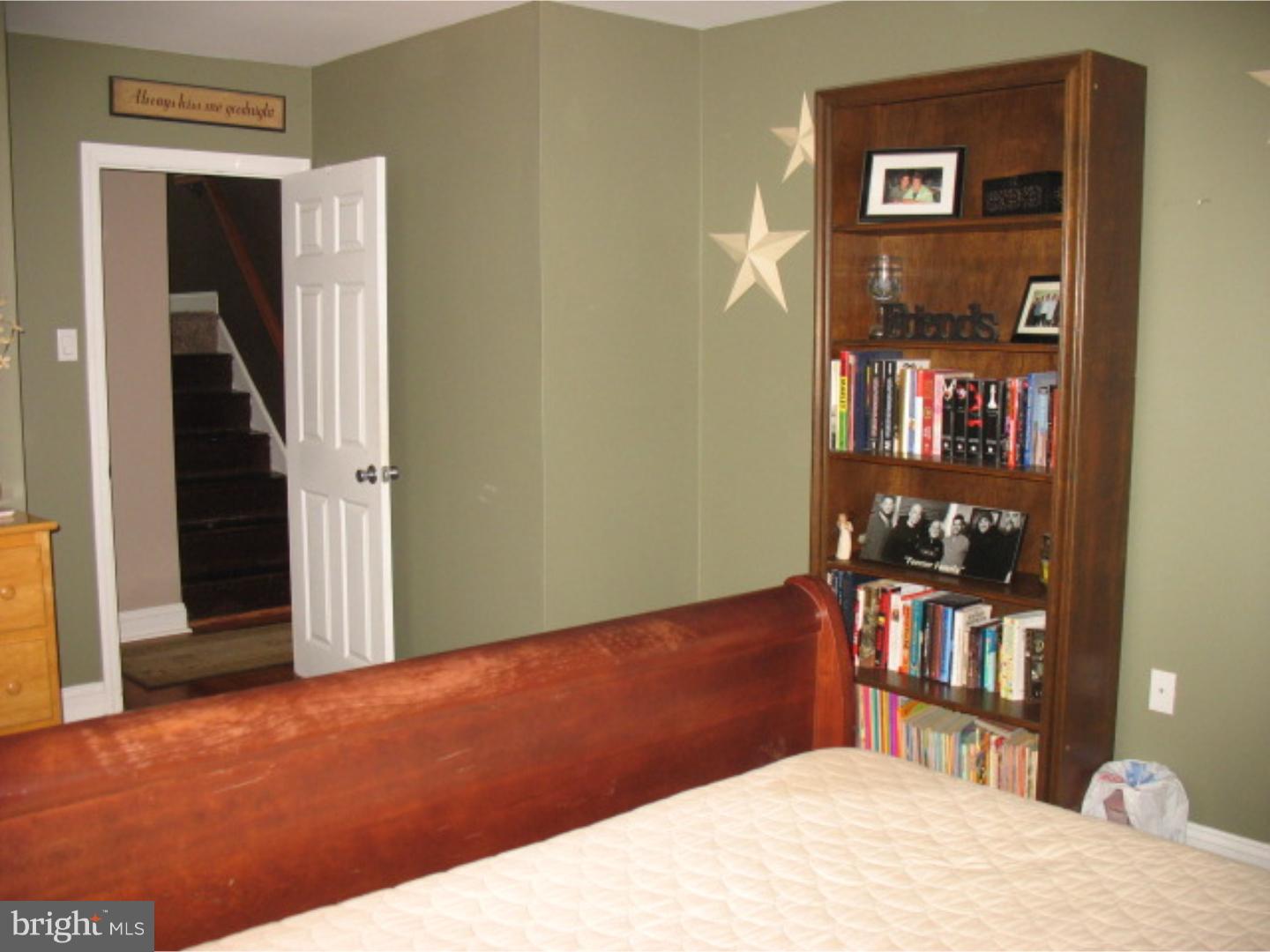 815 Garden Road Warminster, PA 18974 - Photo 12 of 23 Bedroom 2