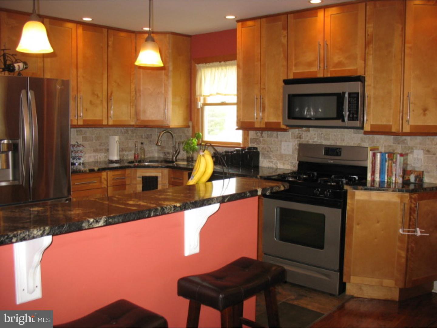 815 Garden Road Warminster, PA 18974 - Photo 5 of 23 Kitchen
