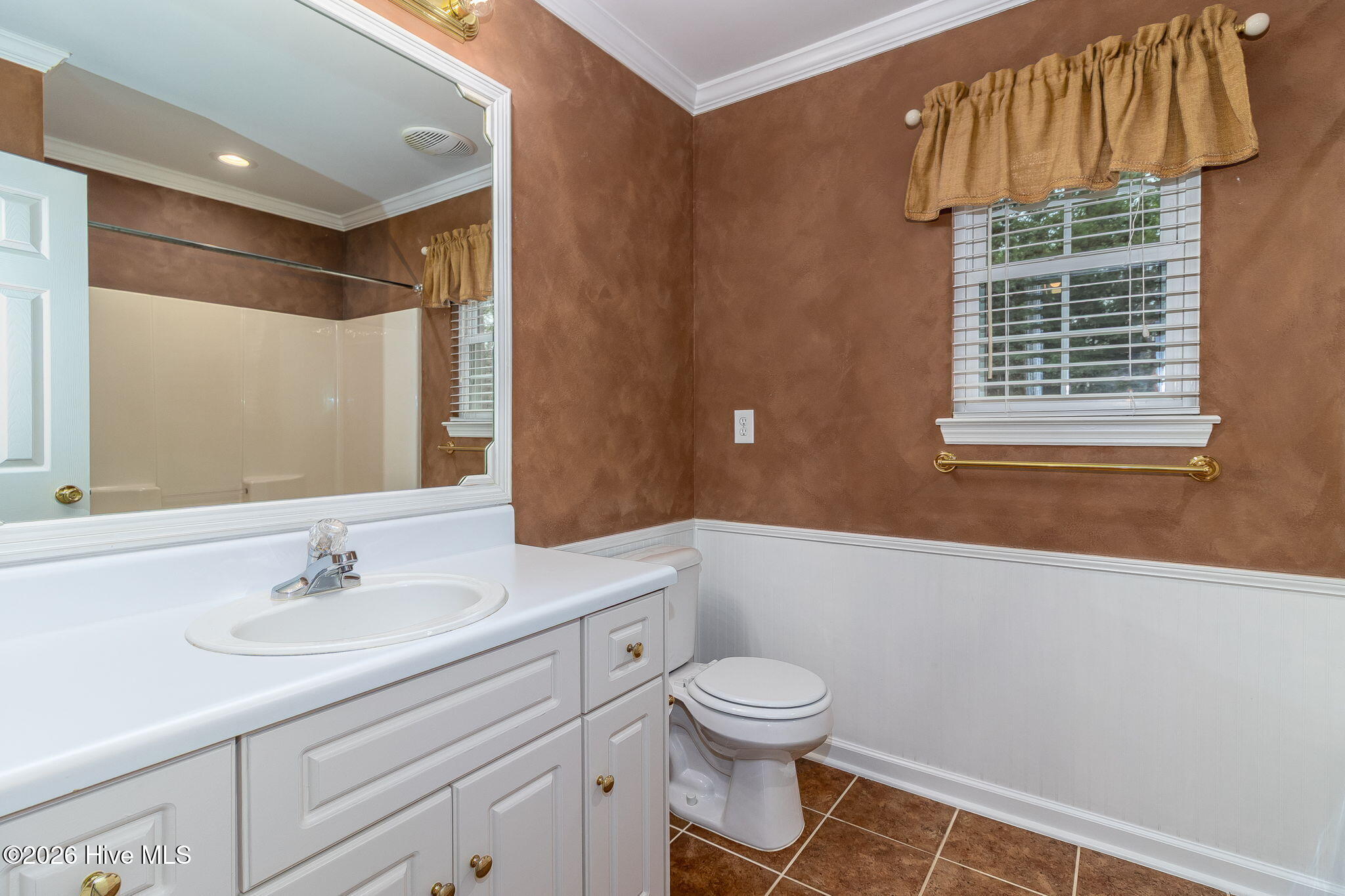 1119 Maple Ridge Court Evans, GA 30809 - Photo 38 of 57 Shared hall bathroom