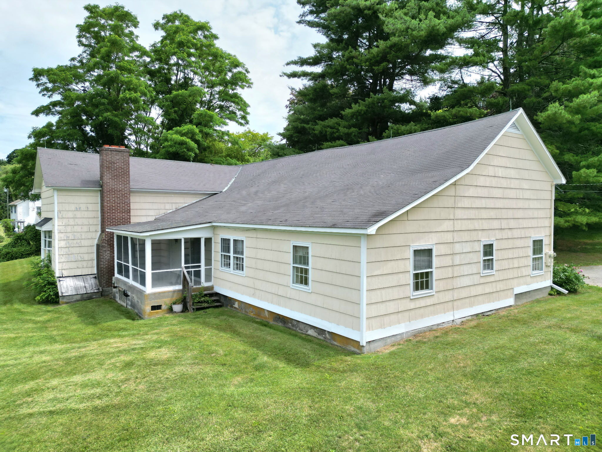 21 Still Meadow Road Sharon, CT 06069 - Photo 4 of 39