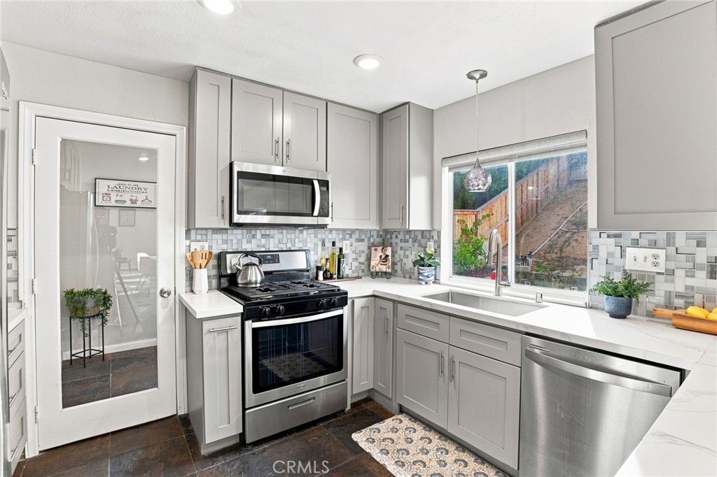 5419 Lauder Court Riverside, CA 92507 - Photo 28 of 66 Gallery Image 28
