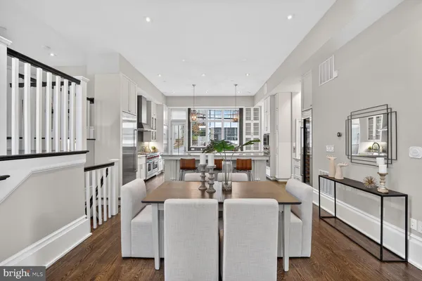 $3,499,000 | 4964 Eskridge Terrace Northwest, Washington, DC 20016