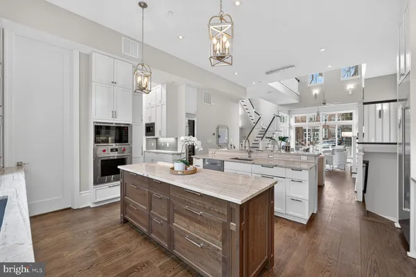 $3,499,000 | 4964 Eskridge Terrace Northwest, Washington, DC 20016