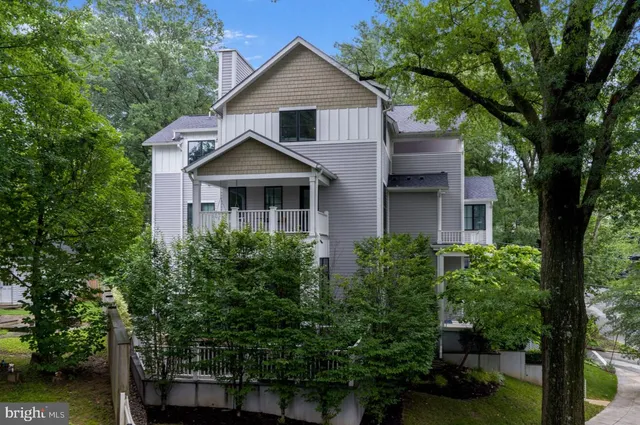 $3,650,000 | 4964 Eskridge Terrace Northwest, Washington, DC 20016