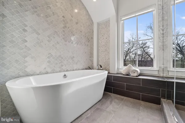 $3,499,000 | 4964 Eskridge Terrace Northwest, Washington, DC 20016
