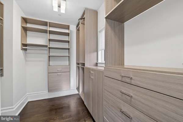 $3,499,000 | 4964 Eskridge Terrace Northwest, Washington, DC 20016