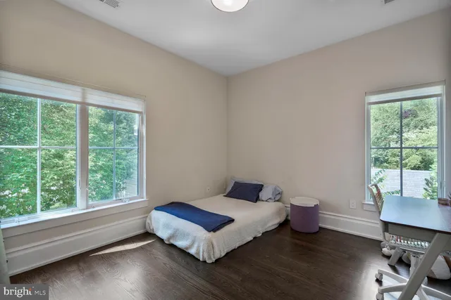 $3,650,000 | 4964 Eskridge Terrace Northwest, Washington, DC 20016