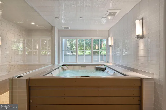 $3,650,000 | 4964 Eskridge Terrace Northwest, Washington, DC 20016