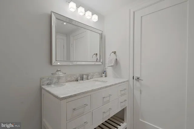 $3,650,000 | 4964 Eskridge Terrace Northwest, Washington, DC 20016