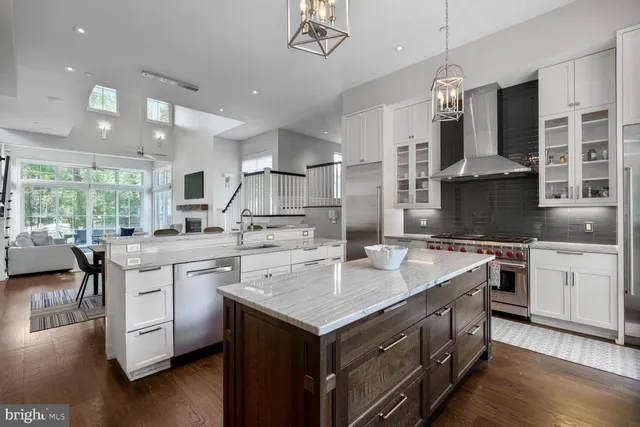 $3,650,000 | 4964 Eskridge Terrace Northwest, Washington, DC 20016