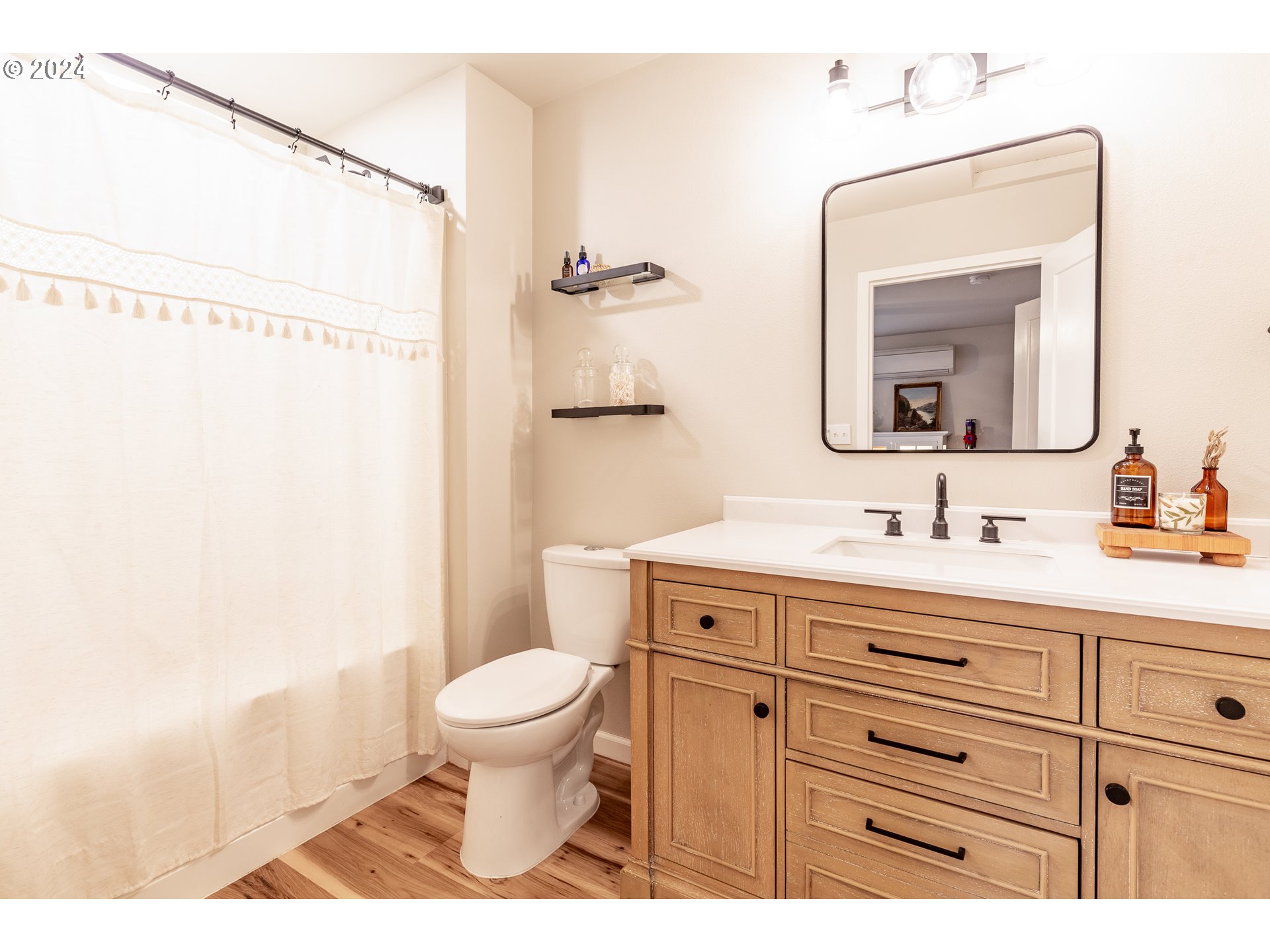 150 Walker Road Lebanon, OR 97355 - Photo 7 of 42 Gallery Image 7