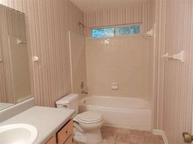 $1,750 | 3859 McFarlane Drive, Tallahassee, FL 32303