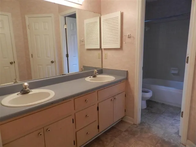 $1,750 | 3859 McFarlane Drive, Tallahassee, FL 32303