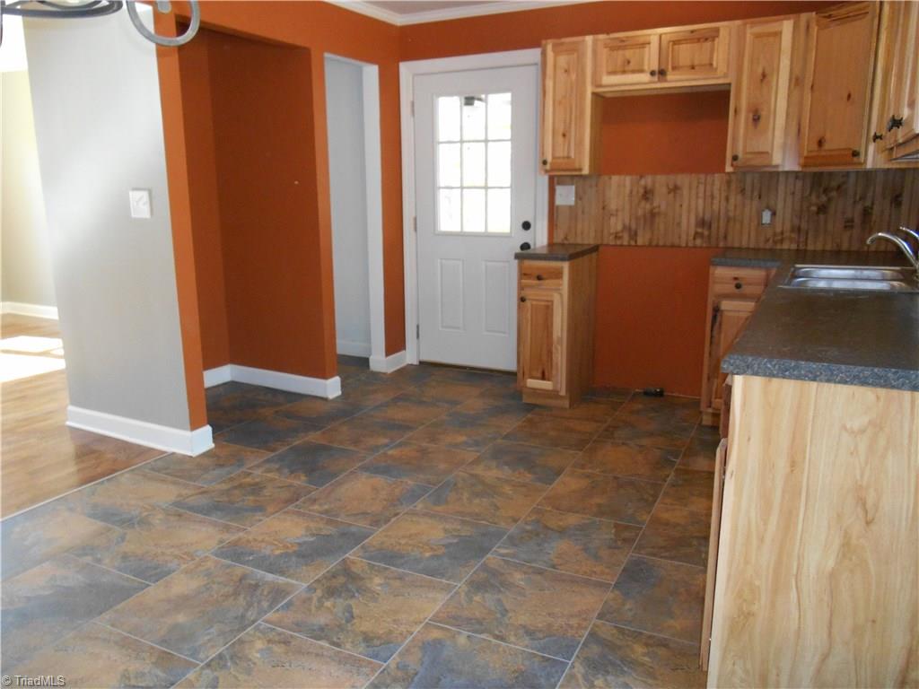 632 Pipers Gap Road Mount Airy, NC 27030 - Photo 14 of 20 Gallery Image 14