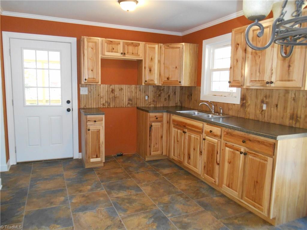 632 Pipers Gap Road Mount Airy, NC 27030 - Photo 15 of 20 Gallery Image 15