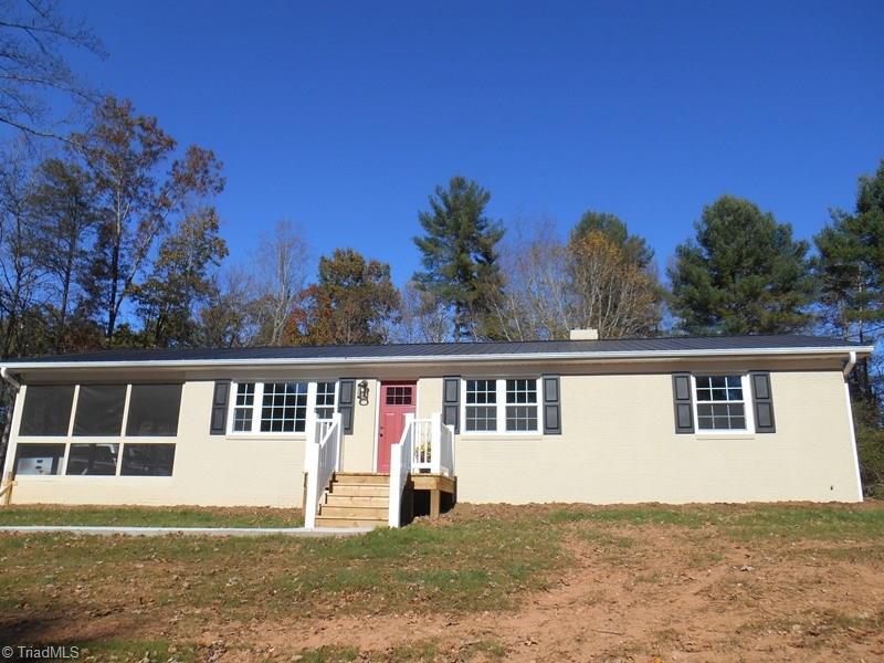 632 Pipers Gap Road Mount Airy, NC 27030 - Photo 4 of 20 Gallery Image 4