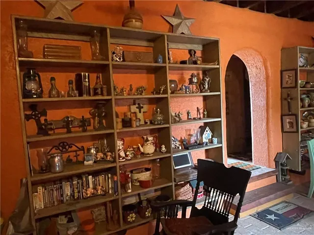 $335,000 | 241 Delmita Road, Delmita, TX 78536