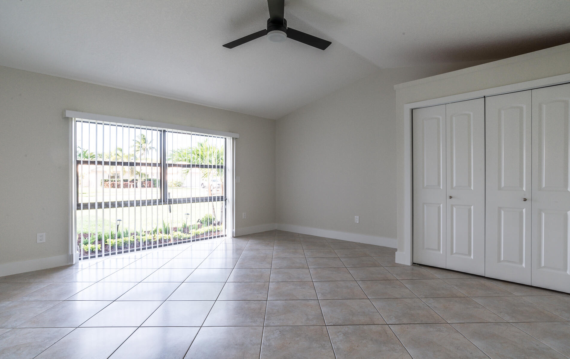 4218 Woods End Road Boca Raton, FL 33487 - Photo 20 of 25 22-DSC_4411-MLS