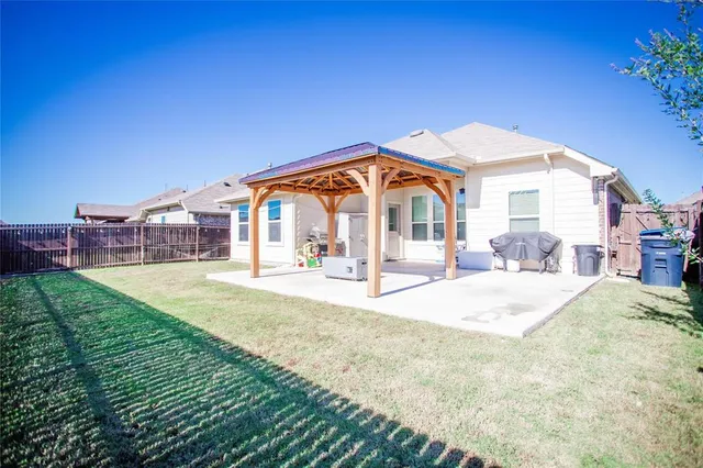 $2,150 | 821 San Madrid Trail, Fort Worth, TX 76052