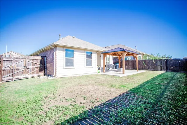 $2,150 | 821 San Madrid Trail, Fort Worth, TX 76052