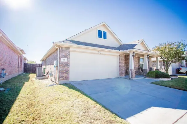$2,150 | 821 San Madrid Trail, Fort Worth, TX 76052