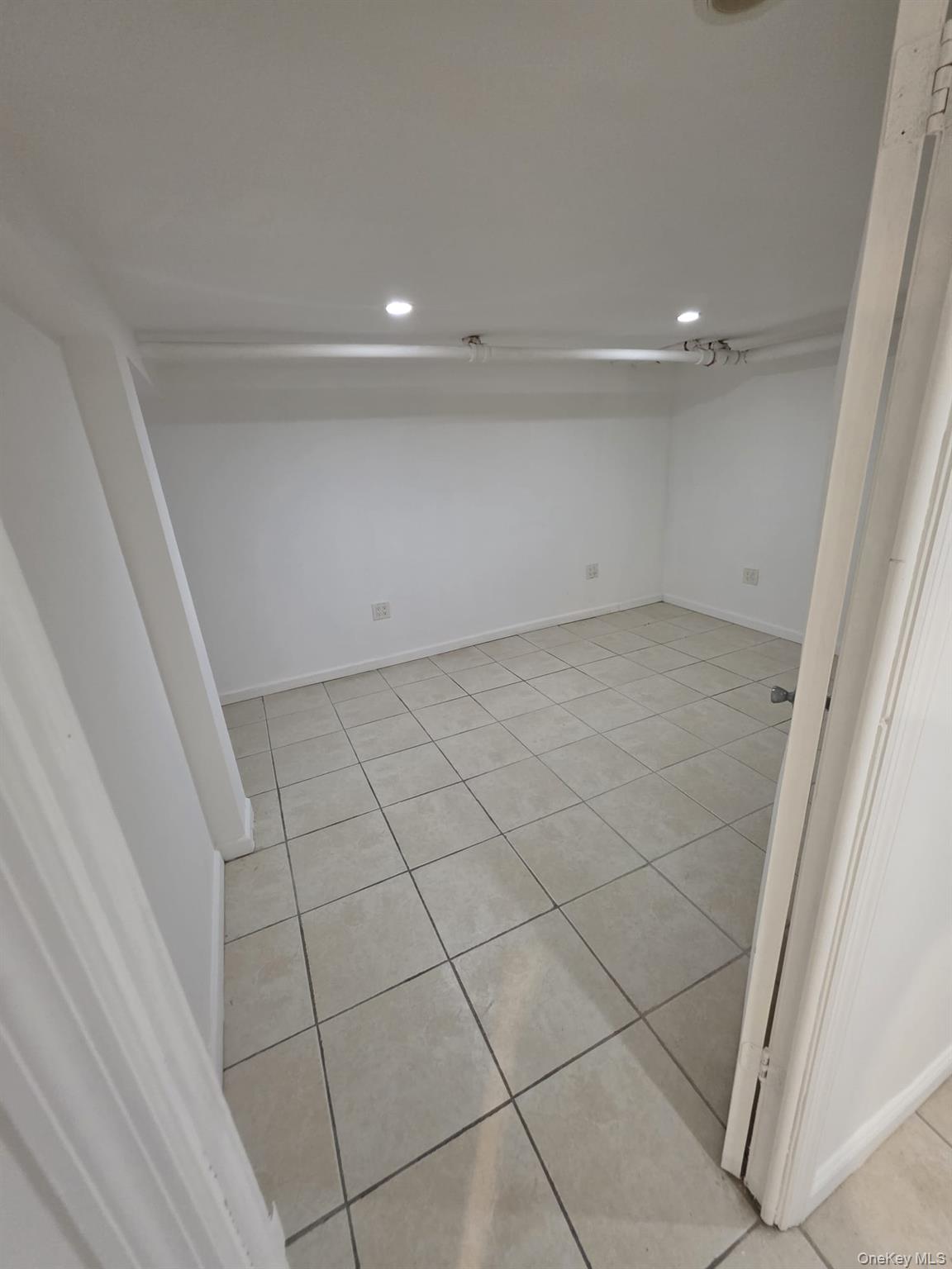 109-73 200th Street Queens, NY 11412 - Photo 6 of 12 a view of a room