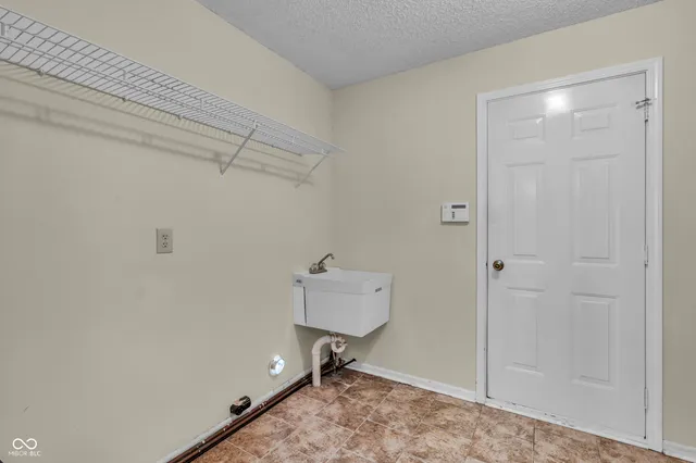 $2,450 | 10187 Hatherley Way, Fishers, IN 46037