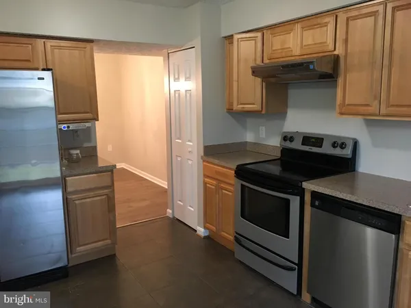 $2,500 | 6100 D Hoskins Hollow Circle, Unit D, Centreville, VA 20121