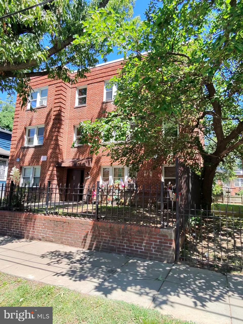 356 Raleigh Street Southeast Washington, DC 20032 - Photo 4 of 24