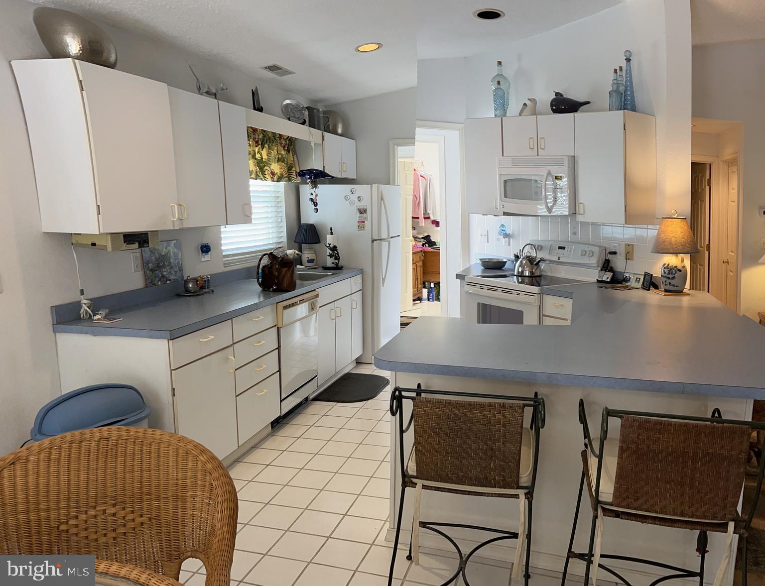 9821 Keyser Point Road, Unit 4B2 Ocean City, MD 21842 - Photo 1 of 7 Gallery Image 1