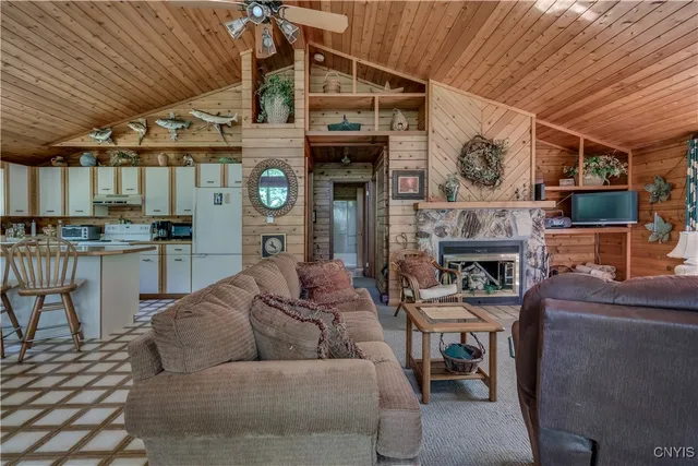 $386,000 | 22000 Club House Drive, Alexandria, NY 13640