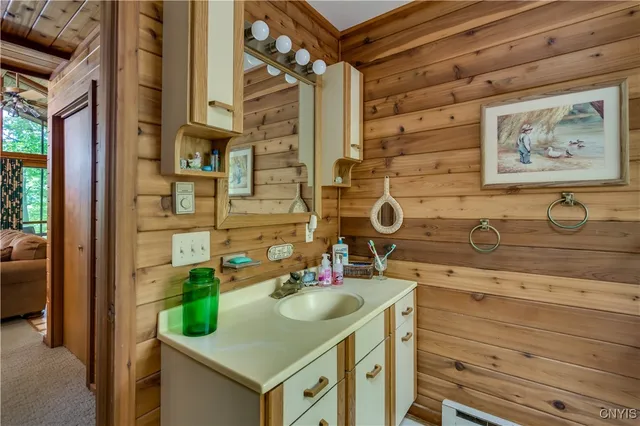 $386,000 | 22000 Club House Drive, Alexandria, NY 13640