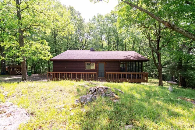 $386,000 | 22000 Club House Drive, Alexandria, NY 13640