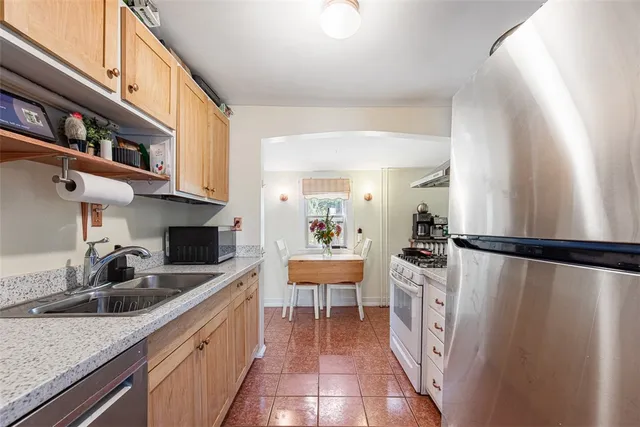 $1,400,000 | 74 3rd Street, Newport, RI 02840