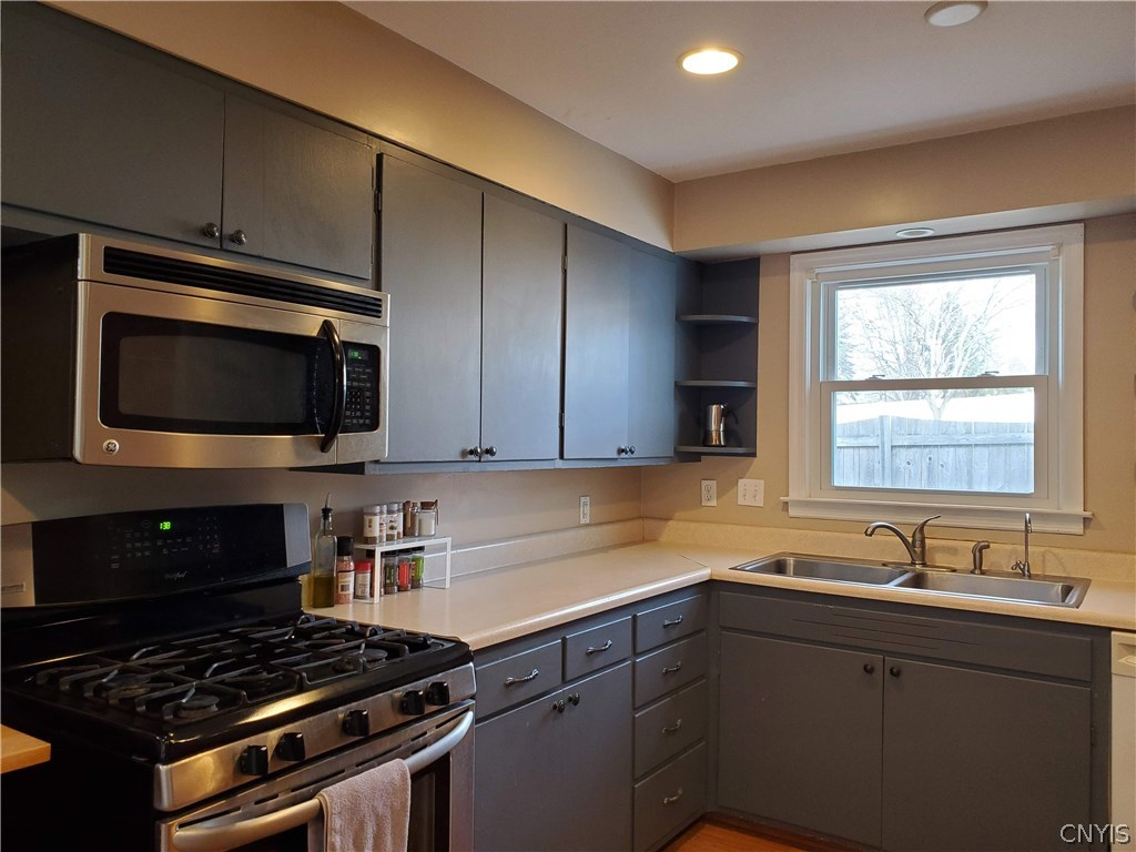 6 South Lower Woods Road Utica, NY 13501 - Photo 16 of 31 Gallery Image 16