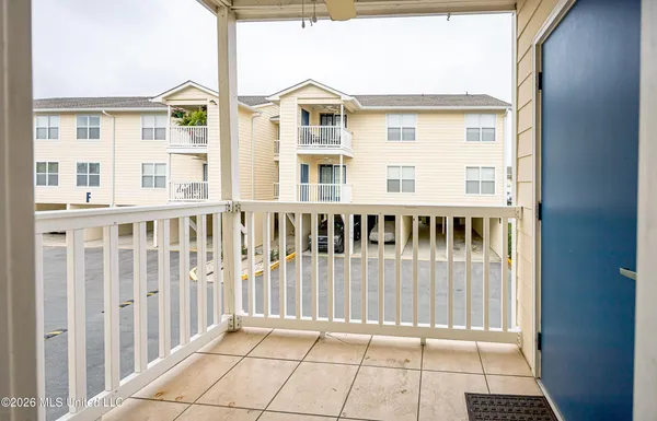 $2,000 | 2421 Beachview Drive, Unit G13, Ocean Springs, MS 39564