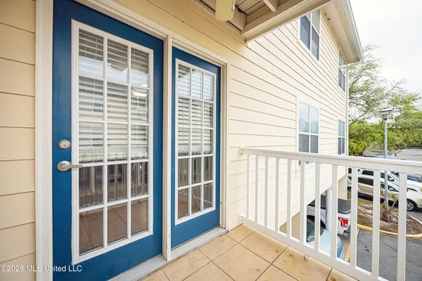 $2,000 | 2421 Beachview Drive, Unit G13, Ocean Springs, MS 39564