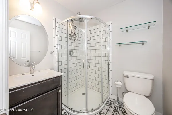 $2,000 | 2421 Beachview Drive, Unit G13, Ocean Springs, MS 39564